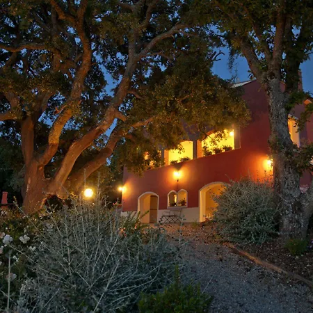 Giardino Dei Sugheri Bed & Breakfast Scarlino