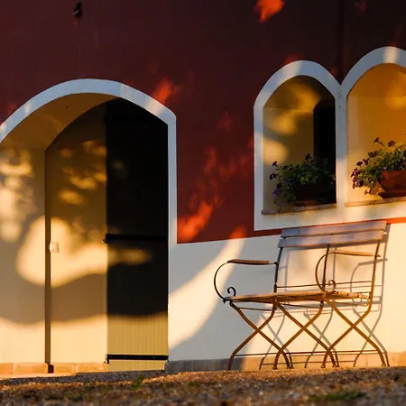 Giardino Dei Sugheri Bed & Breakfast