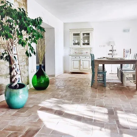 Bed & Breakfast Giardino Dei Sugheri 3*