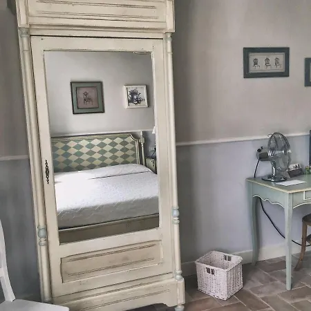 Bed & Breakfast Giardino Dei Sugheri 3*